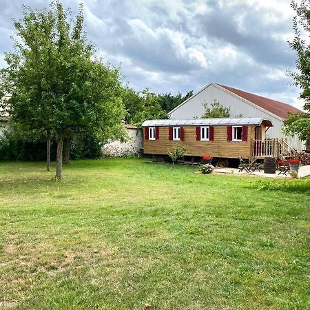 Roulotte Villa Jossigny Exteriör bild