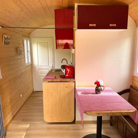 Roulotte Villa Jossigny Exteriör bild